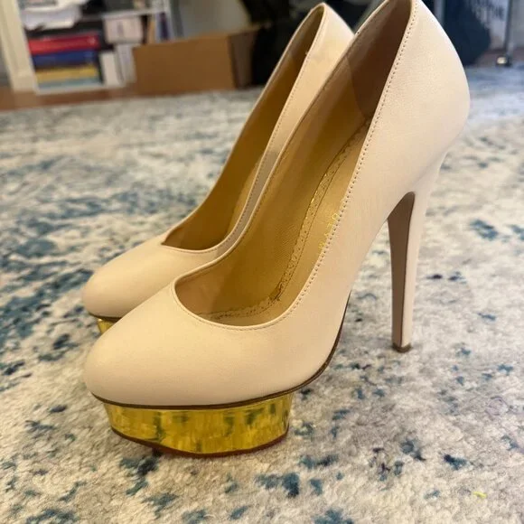 Charlotte Olympia Cream and Gold Dolly Heels Size 37 EU/7 US - Picture 3 of 9